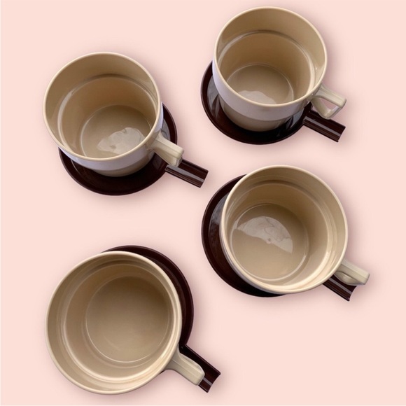 Plastimat Plastic Mugs & Pitcher Set - Picture 8 of 11